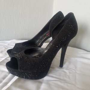Betseyville black peep-toe platform heels